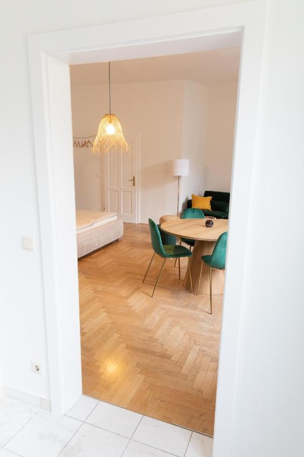 Design Apartments Near Mariahilferstrasse Vienna Luaran gambar