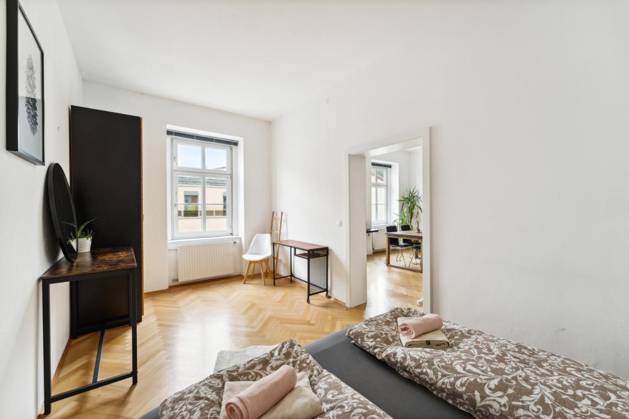 Design Apartments Near Mariahilferstrasse Vienna Luaran gambar